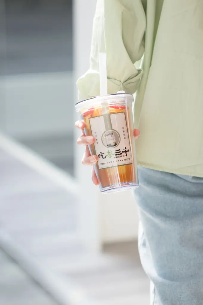 02.webp