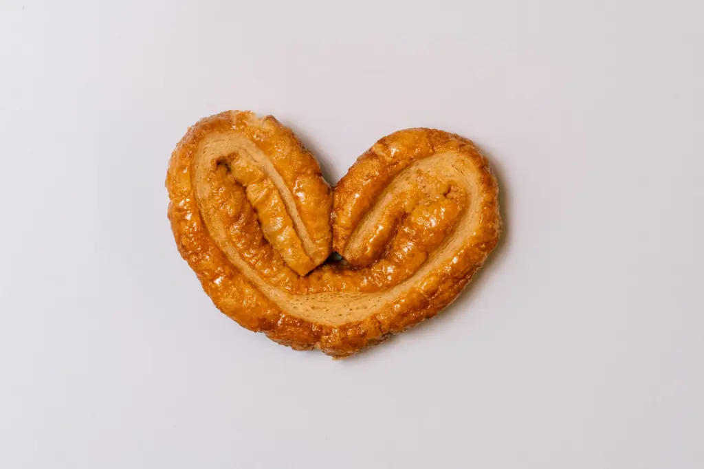 I03 Golden Caramel Palmier (1pc)